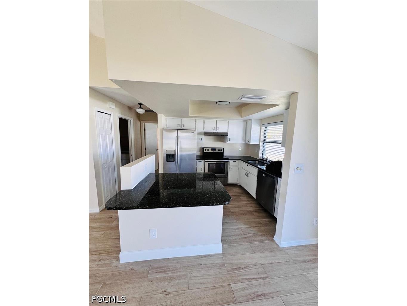 2115 SE 14th Street Cape Coral FL 33990 2026016140 image16