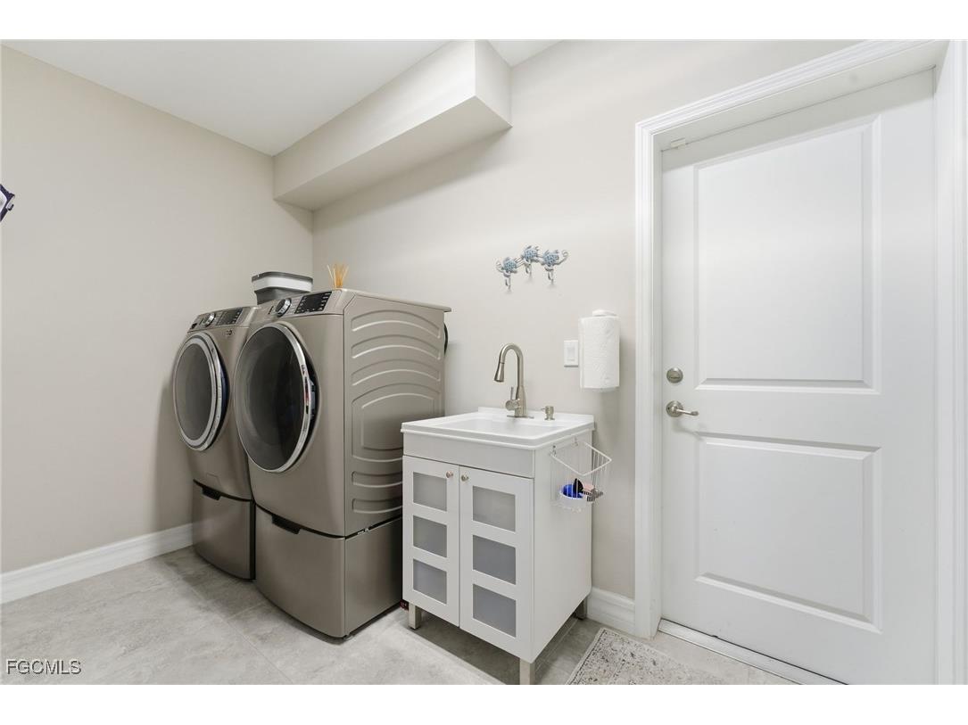 2115 SW 17th Place Cape Coral FL 33991 2026003489 image36