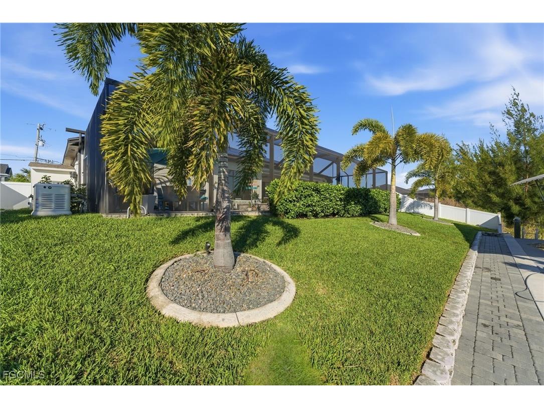 2115 SW 17th Place Cape Coral FL 33991 2026003489 image45