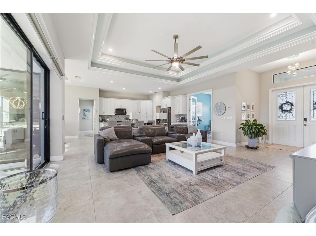 2115 SW 17th Place Cape Coral FL 33991 2026003489 image8