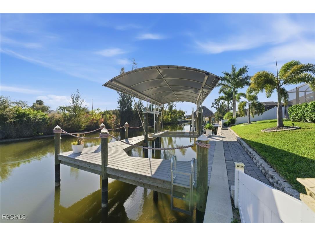 2115 SW 17th Place Cape Coral FL 33991 2026003489 image9
