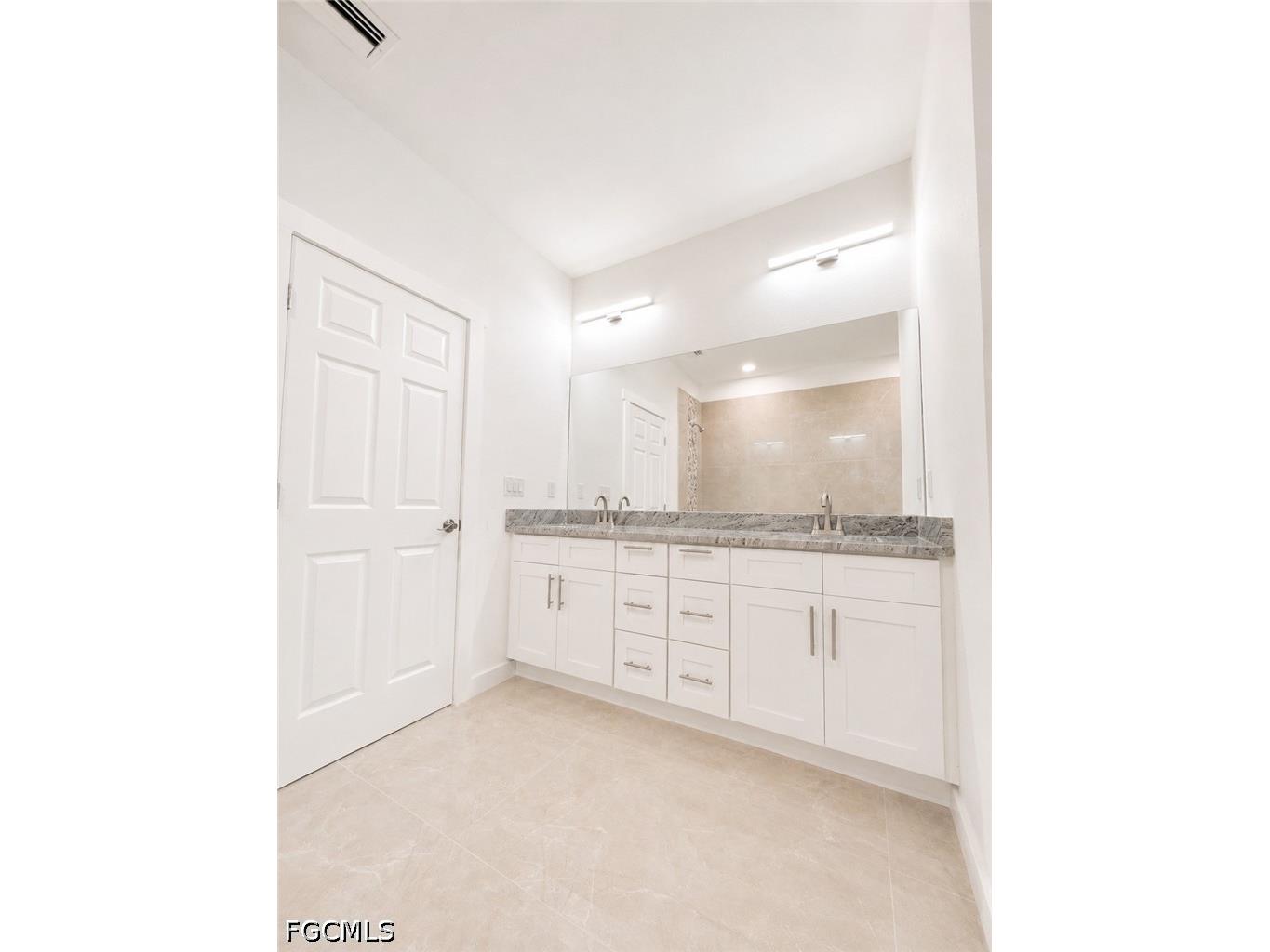 2116 NE 22nd Avenue Cape Coral FL 33909 2026024963 image18