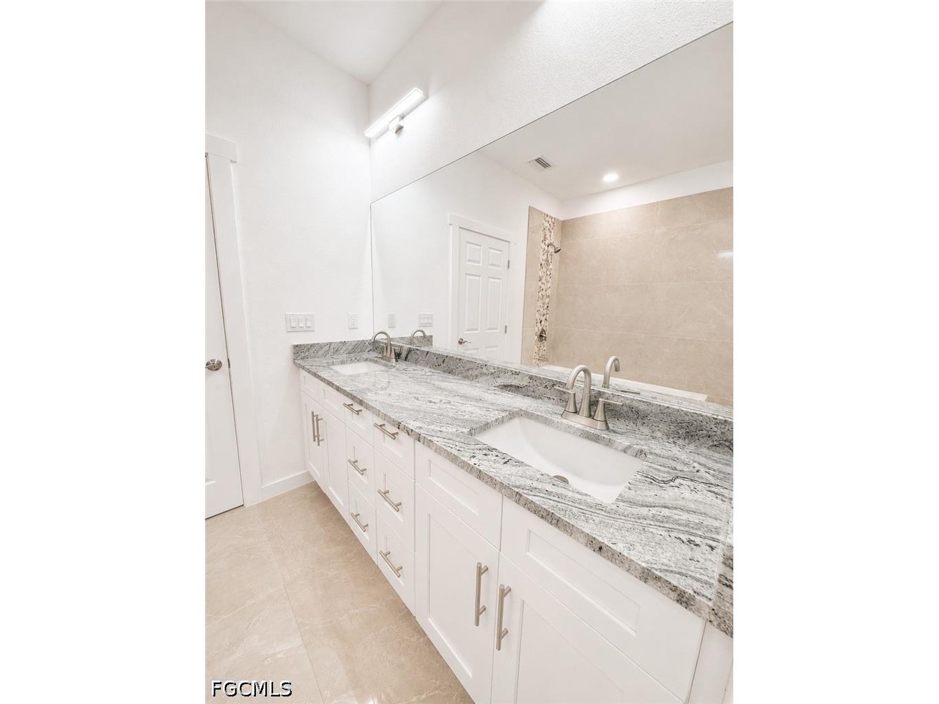 2116 NE 22nd Avenue Cape Coral FL 33909 2026024963 image19