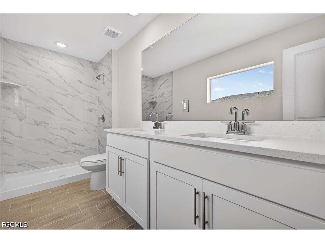 2116 NW 3rd Avenue Cape Coral FL 33993 2026020239 image12