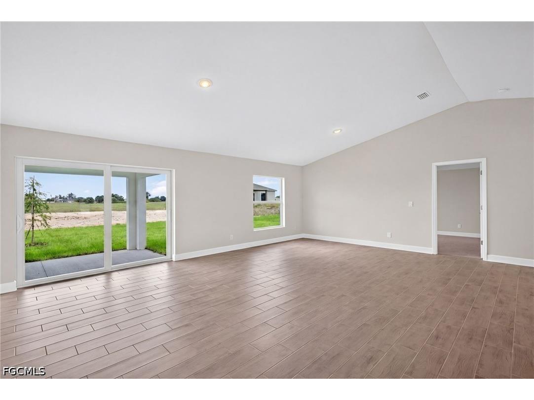 2116 NW 3rd Avenue Cape Coral FL 33993 2026020239 image7