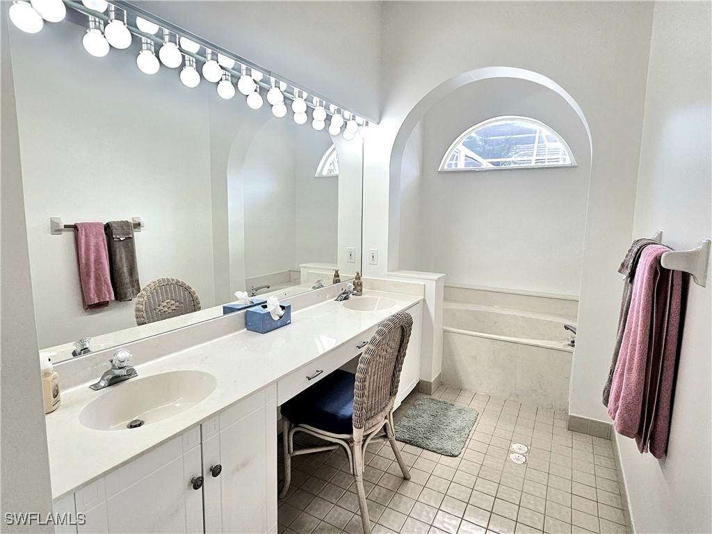 2116 Paget Circle #1 Naples FL 34112 225047260 image23