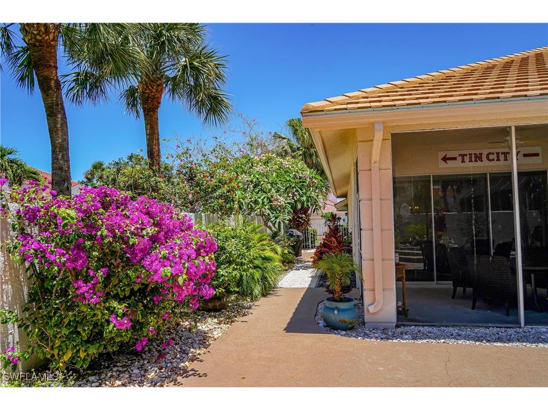 2116 Paget Circle #1 Naples FL 34112 225047260 image31