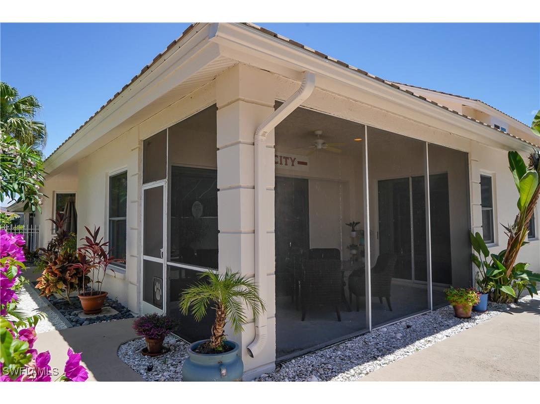 2116 Paget Circle #1 Naples FL 34112 225047260 image32