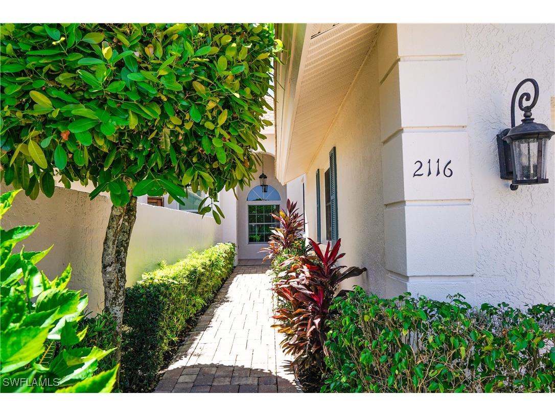 2116 Paget Circle #1 Naples FL 34112 225047260 image4