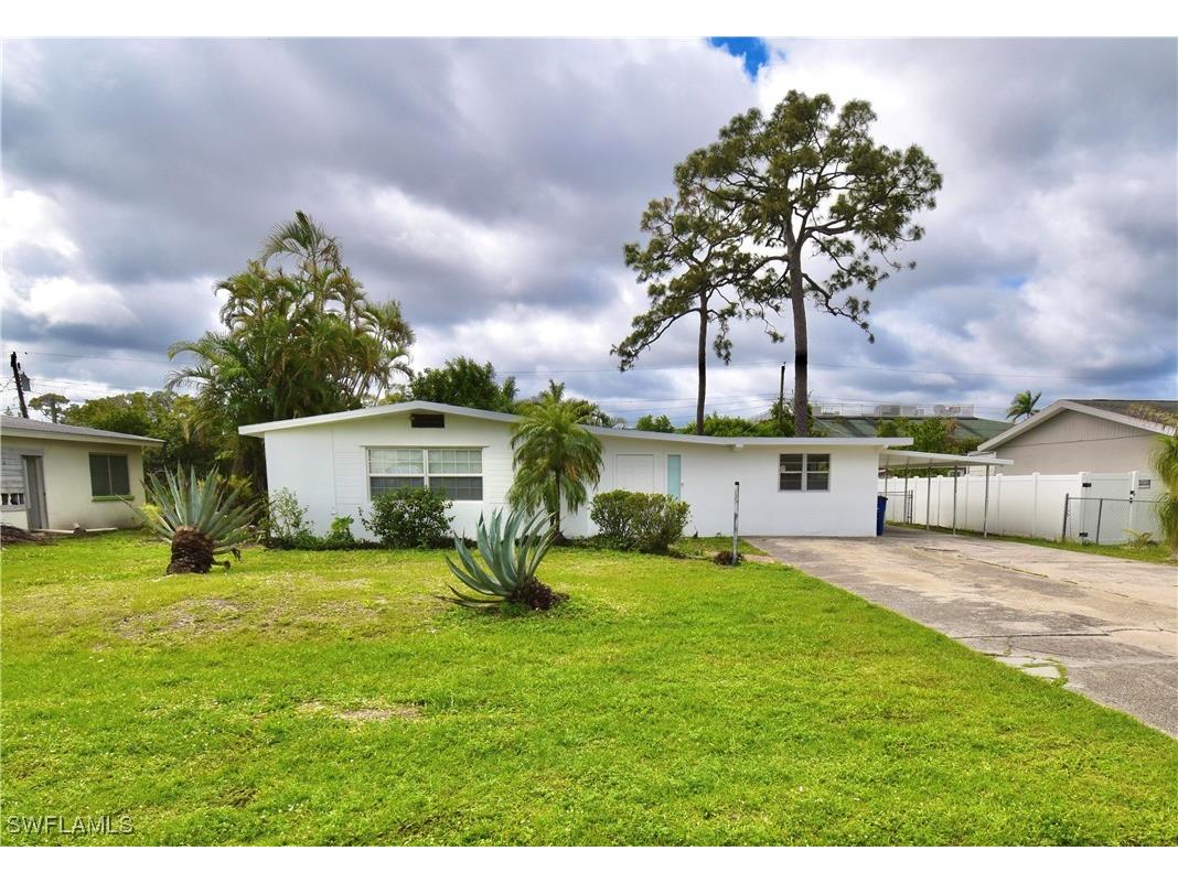 2116 Pineview Road Fort Myers FL 33901 225075827 image1