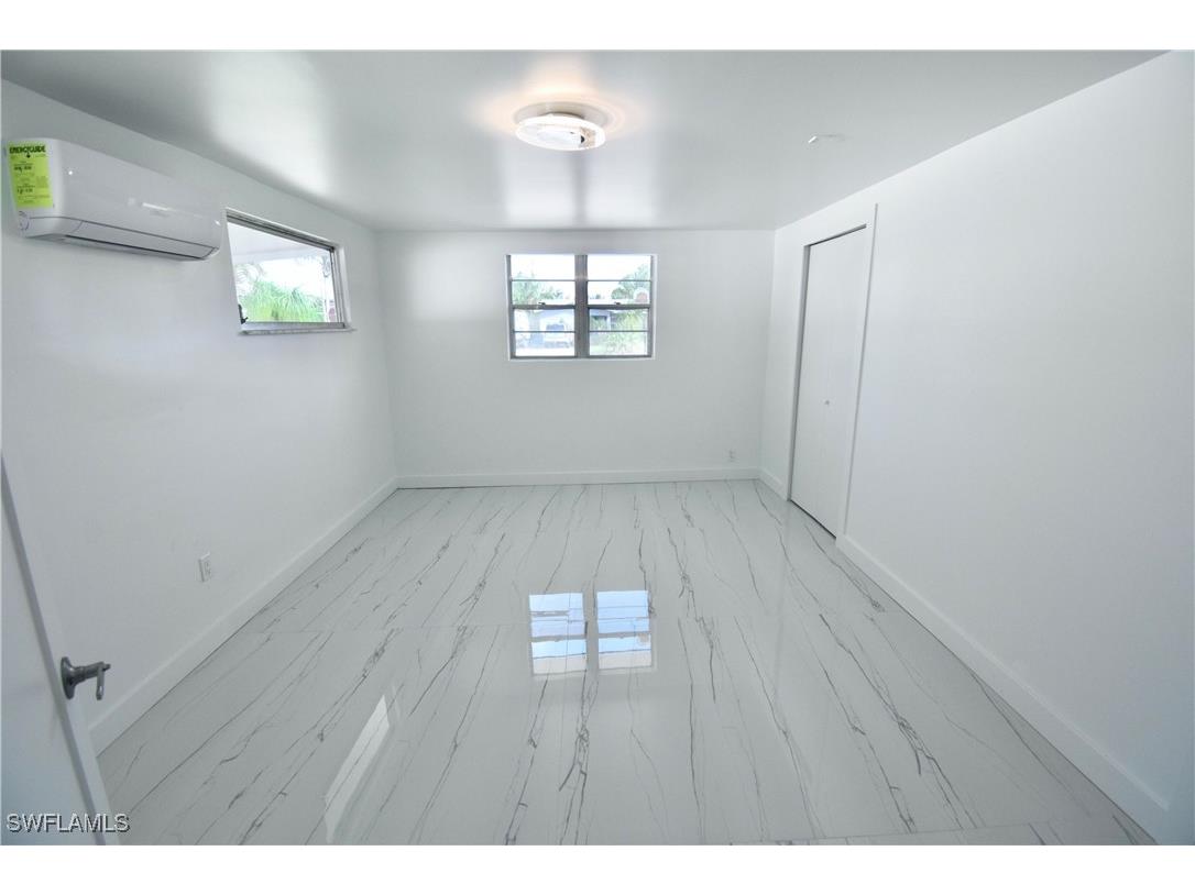 2116 Pineview Road Fort Myers FL 33901 225075827 image13