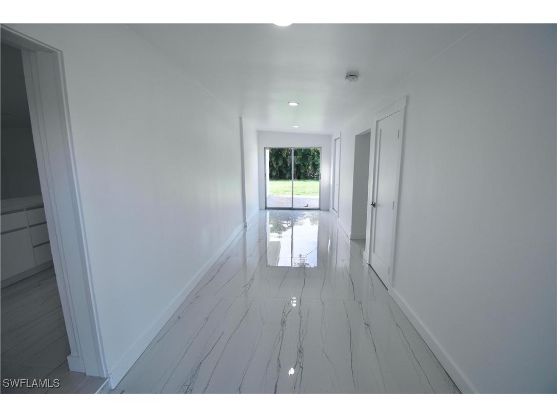 2116 Pineview Road Fort Myers FL 33901 225075827 image6