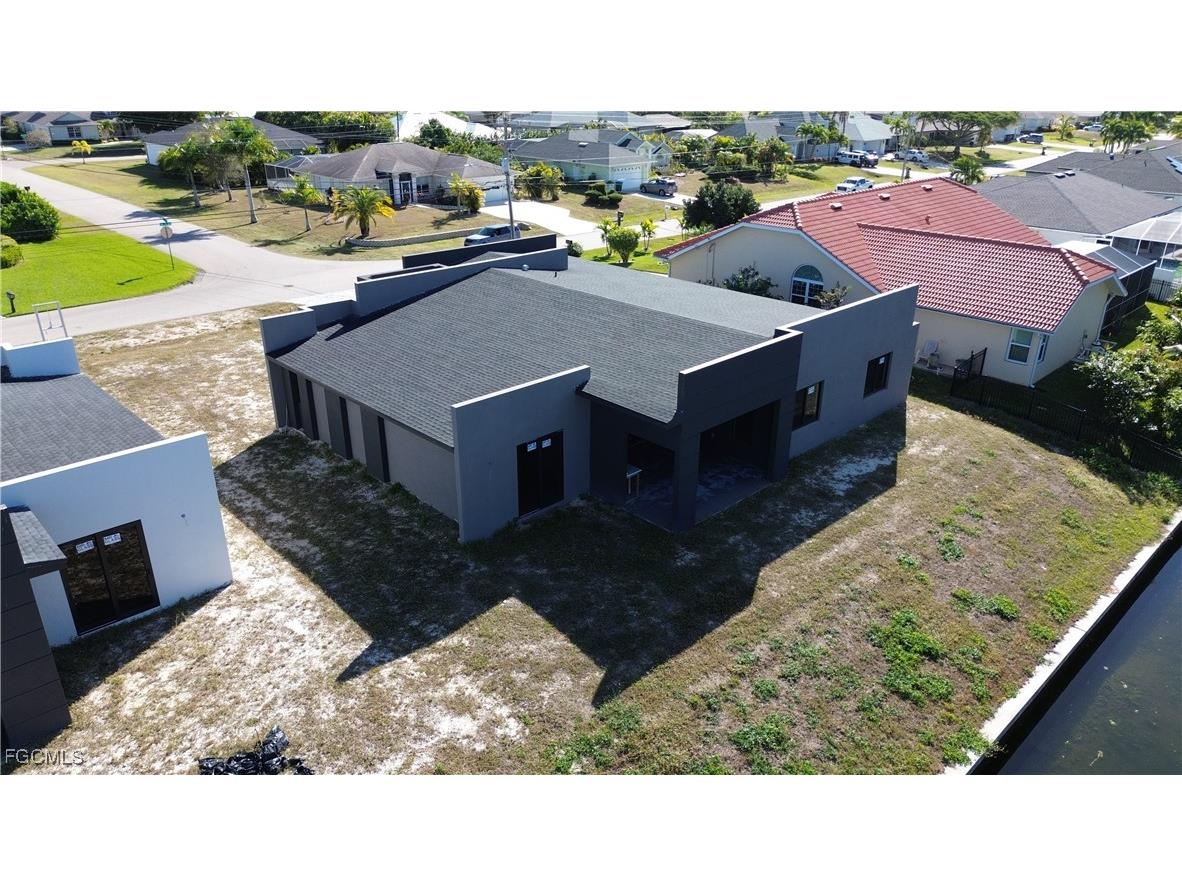 2116 SW 15th Avenue Cape Coral FL 33991 2026002142 image3