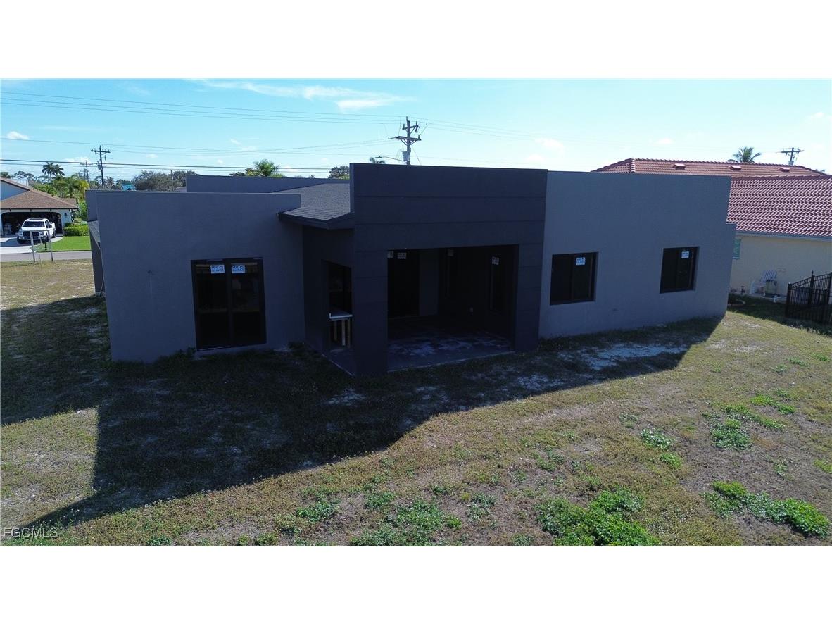 2116 SW 15th Avenue Cape Coral FL 33991 2026002142 image5