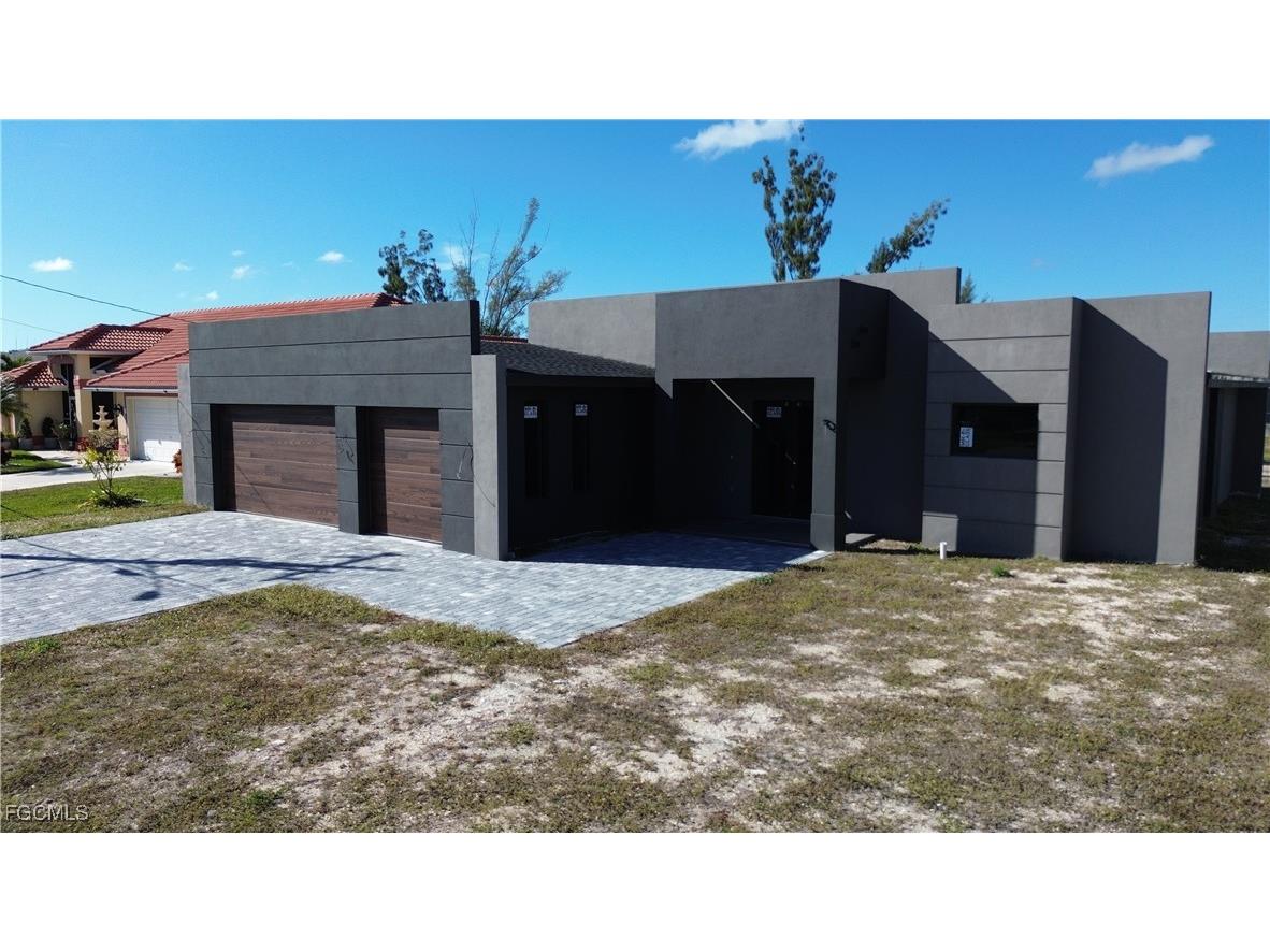 2116 SW 15th Avenue Cape Coral FL 33991 2026002142 image6