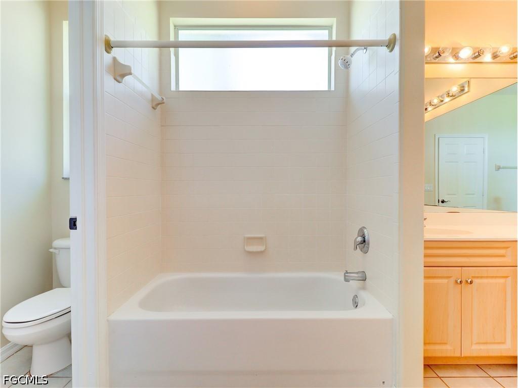 2116 SW 44th Street Cape Coral FL 33914 2026000256 image36