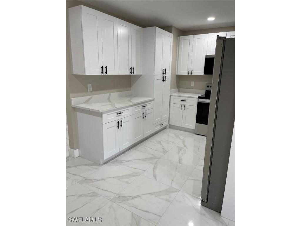 2117 51st Street SW Naples FL 34116 224104493 image1