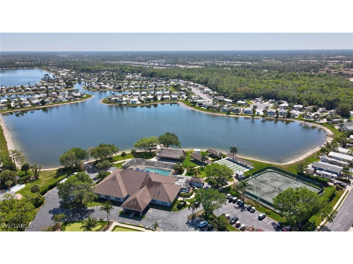 2117 Crystal Lake Drive Naples FL 34120 225068898 image11