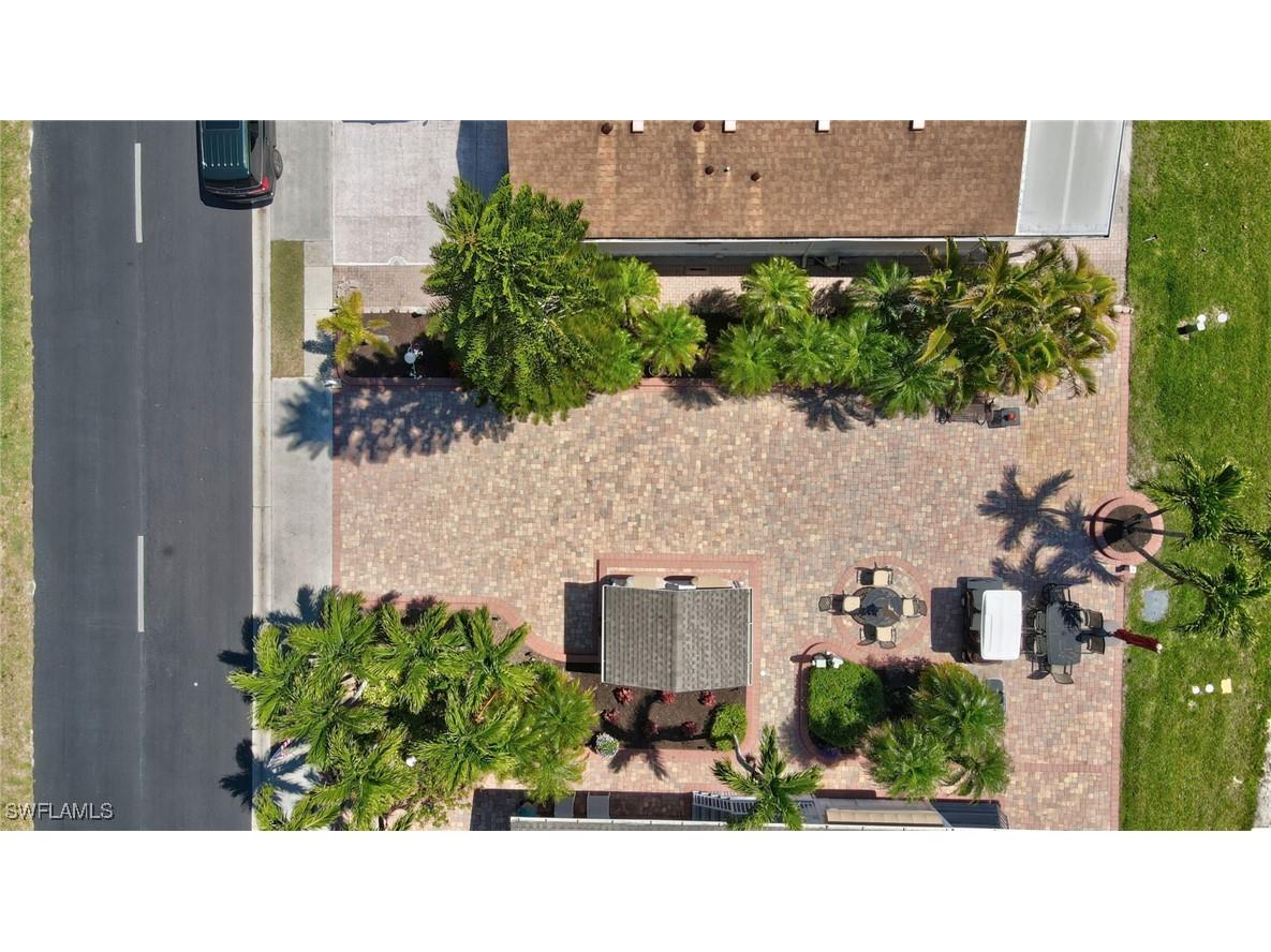 2117 Crystal Lake Drive Naples FL 34120 225068898 image5