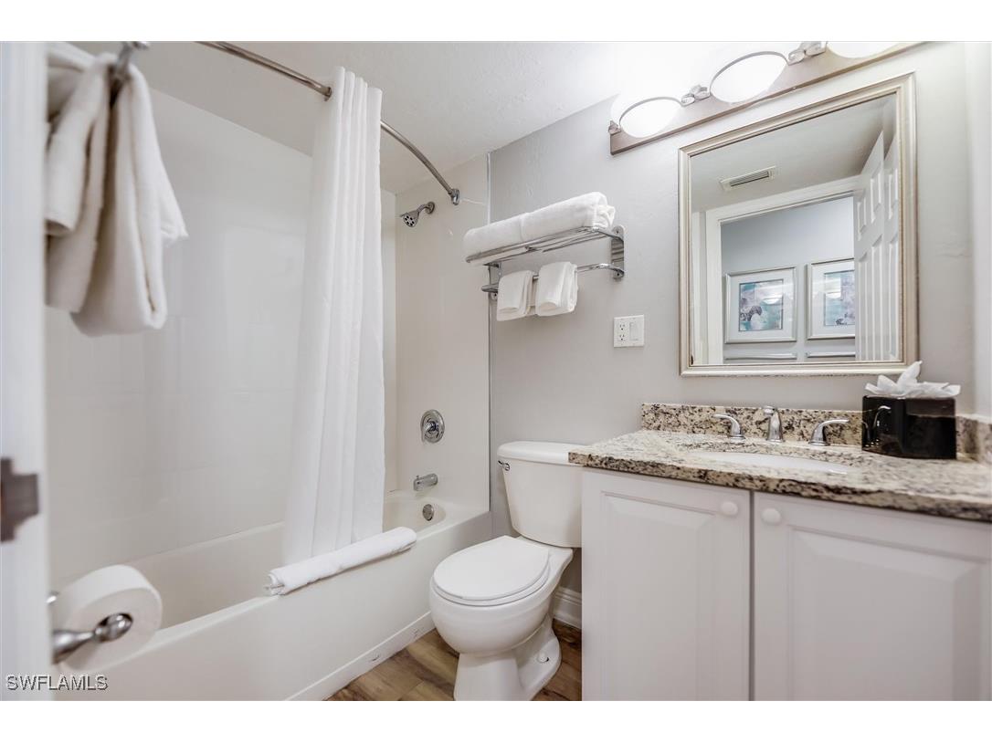 2117 Gulf Beach Villas Captiva FL 33924 225008378 image17