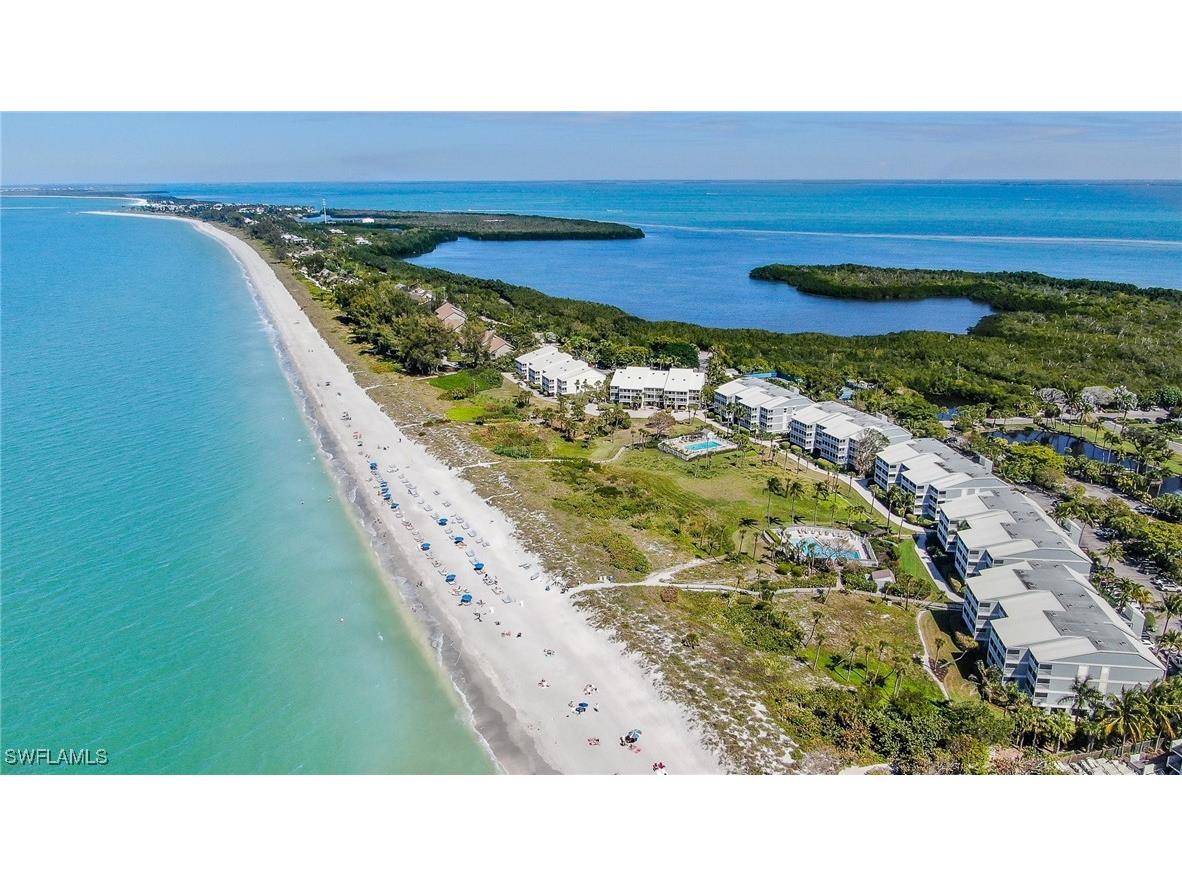 2117 Gulf Beach Villas Captiva FL 33924 225008378 image20