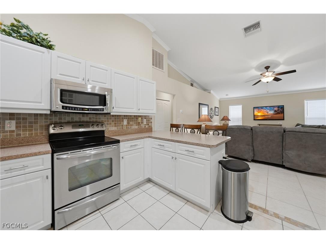 2117 NE 40th Street Cape Coral FL 33909 2026011249 image11