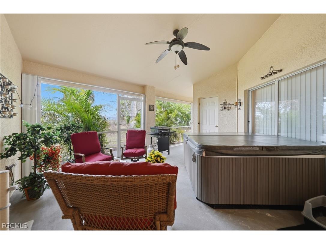 2117 NE 40th Street Cape Coral FL 33909 2026011249 image24