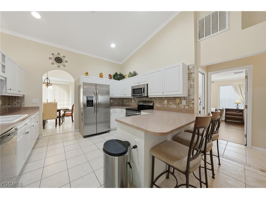 2117 NE 40th Street Cape Coral FL 33909 2026011249 image8