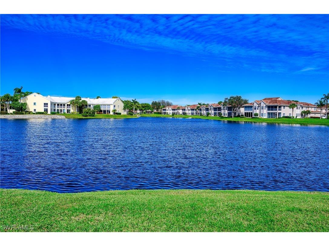 2117 Paget Circle Naples FL 34112 224006446 image1