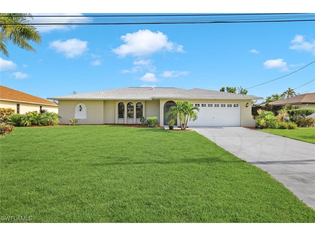 2117 SE 8th Terrace Cape Coral FL 33990 223026346 image1