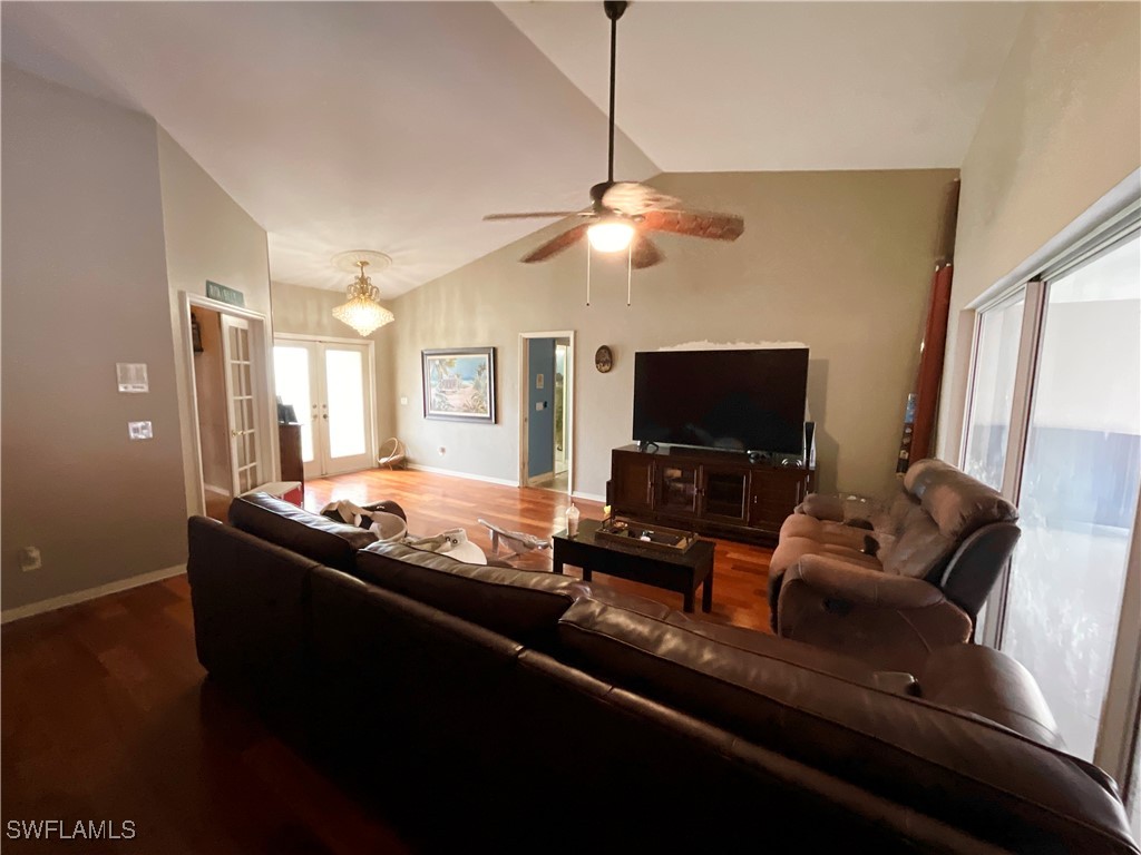 2117 SE 9th Terrace Cape Coral FL 33990 225057489 image8