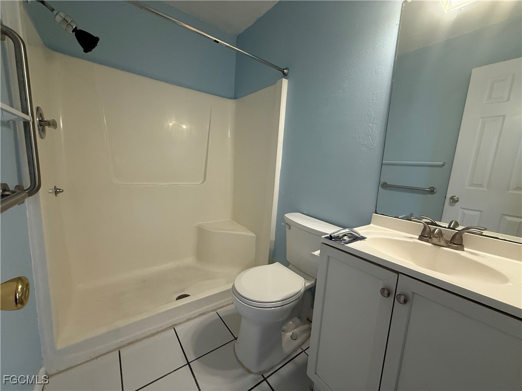 2117 SW Santa Barbara Place #4 Cape Coral FL 33991 2025022982 image11