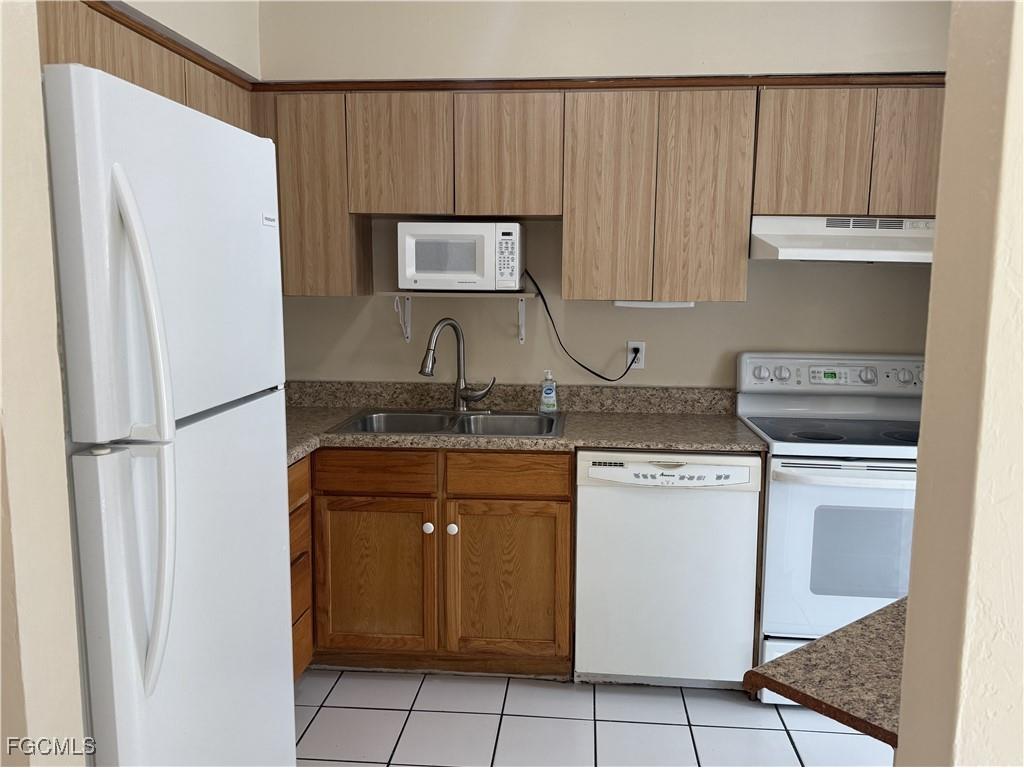 2117 SW Santa Barbara Place #4 Cape Coral FL 33991 2025022982 image5