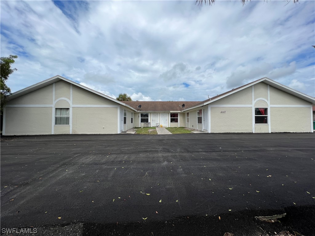 2117 Sunshine Boulevard Naples FL 34116 223061294 image1
