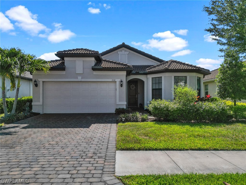 2118 Clementine Street Naples FL 34120 223036891 image1