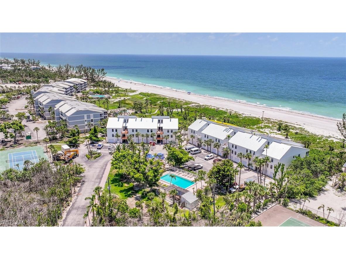 2118 Gulf Beach Villas Captiva FL 33924 223070984 image1