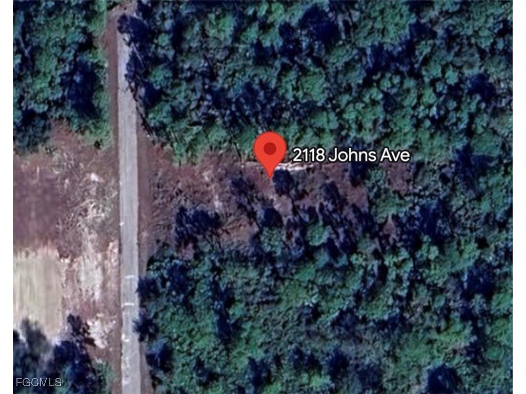 2118 Johns Avenue Alva FL 33920 2025011400 image1