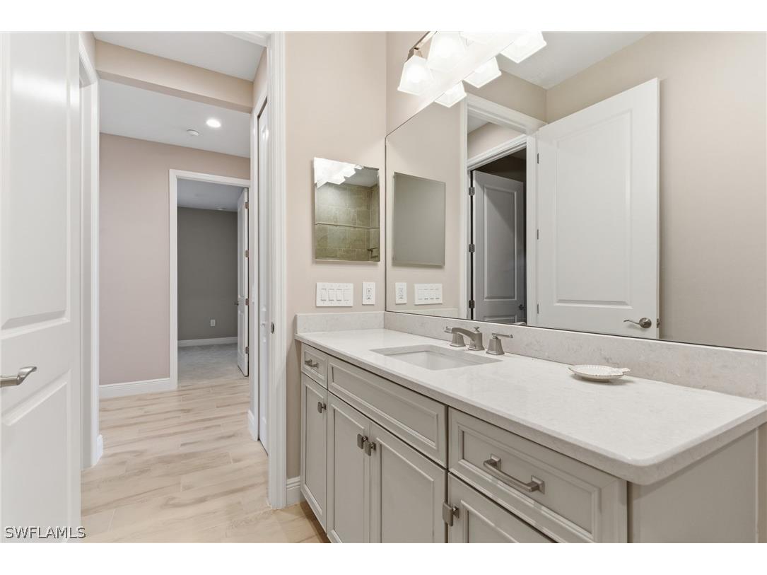 2118 Marquesa Circle Naples FL 34112 226006205 image10