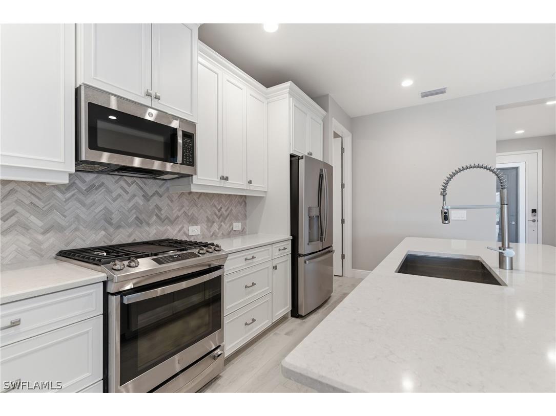 2118 Marquesa Circle Naples FL 34112 226006205 image15