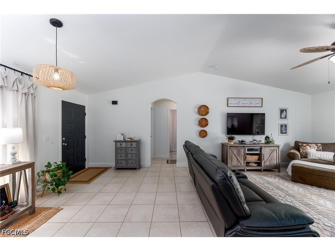 2118 Moore Avenue Alva FL 33920 2026014891 image11