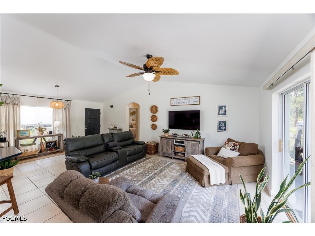 2118 Moore Avenue Alva FL 33920 2026014891 image14