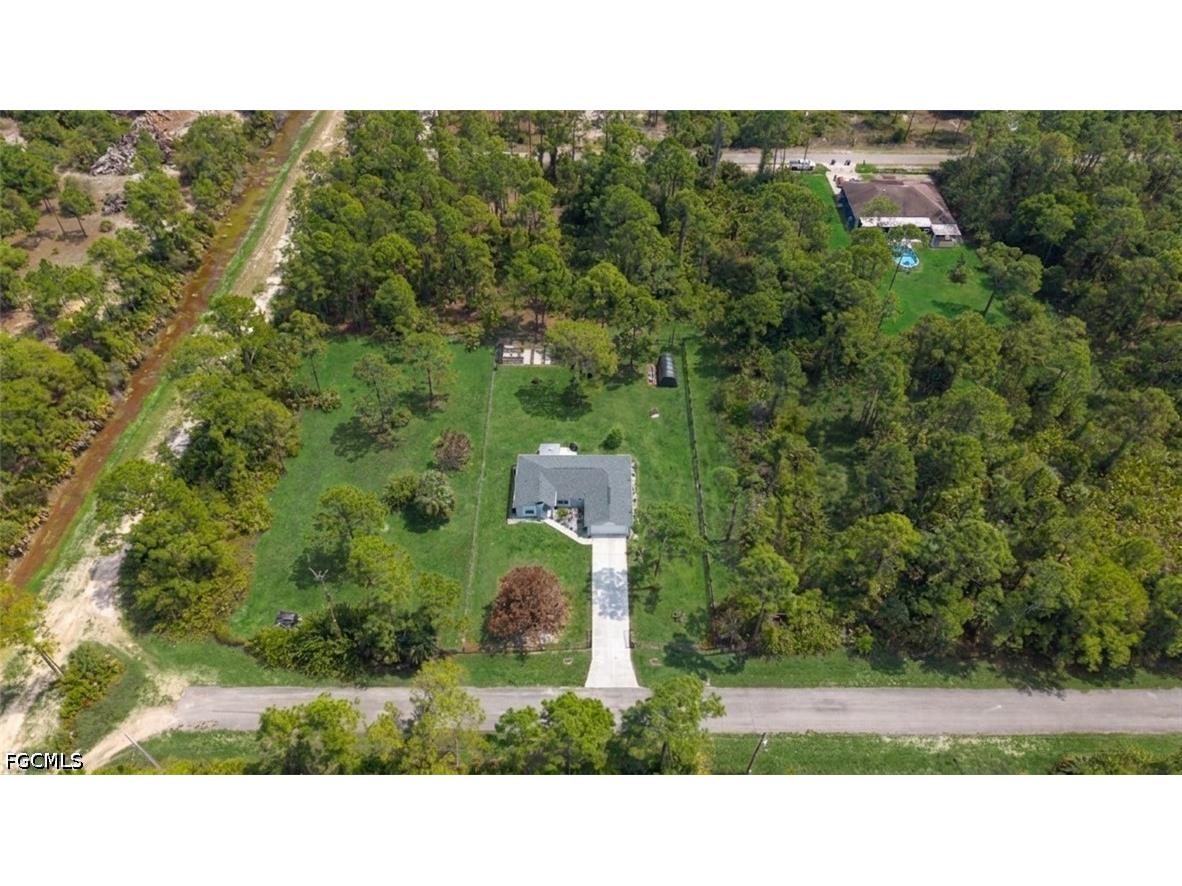 2118 Moore Avenue Alva FL 33920 2026014891 image6