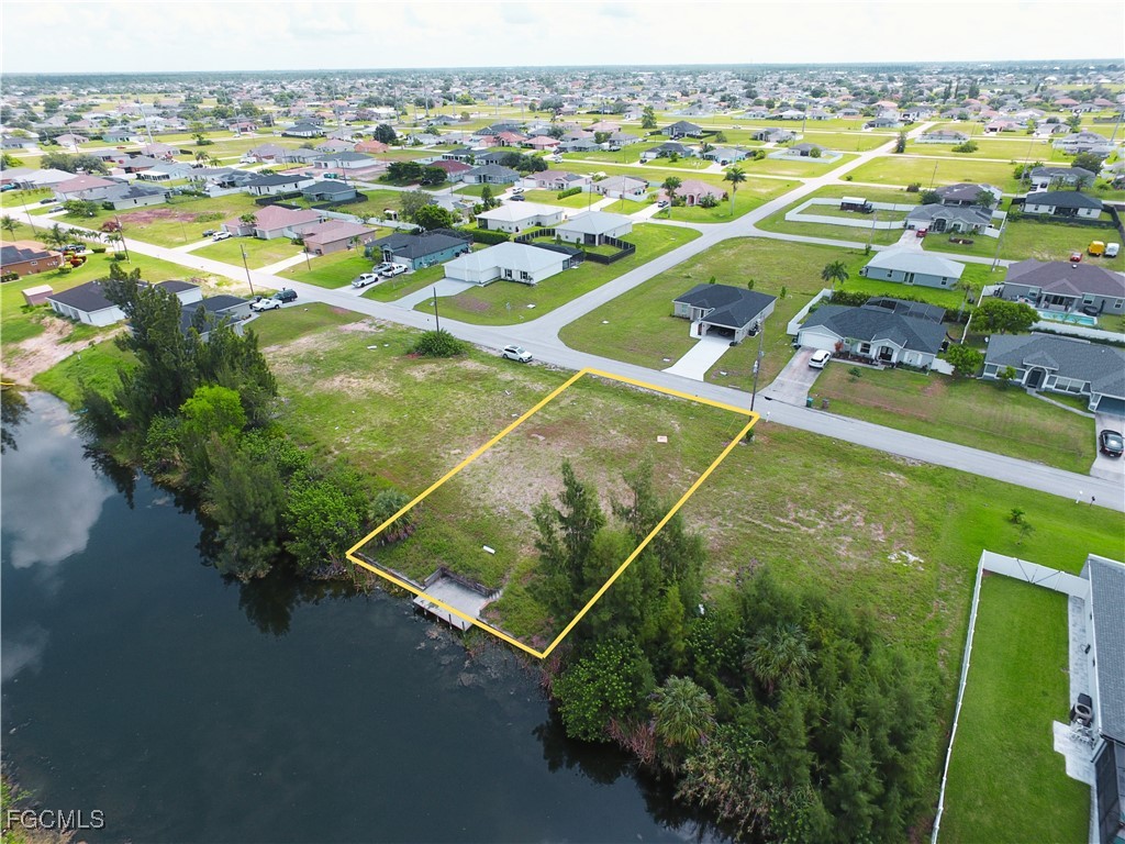 2118 NW 2nd Avenue Cape Coral FL 33993 2025005761 image3