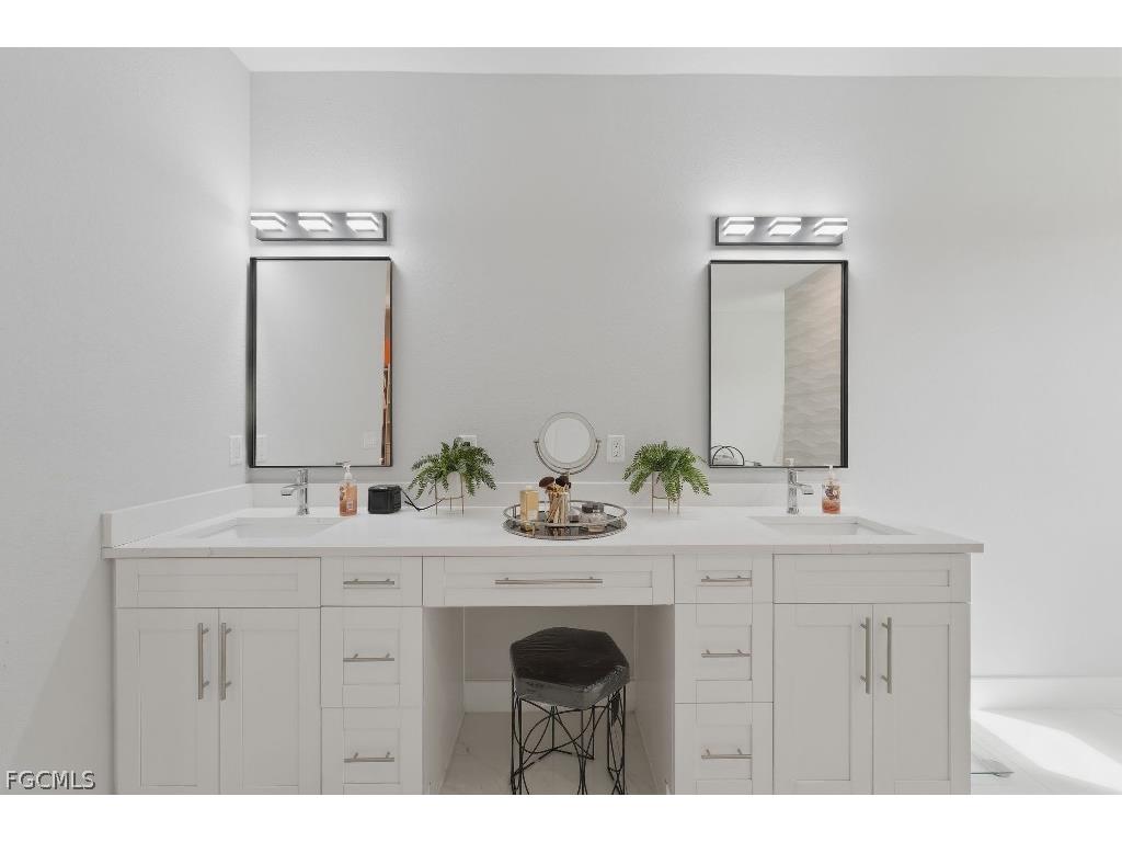 2118 SW 14th Place Cape Coral FL 33991 2026011831 image11