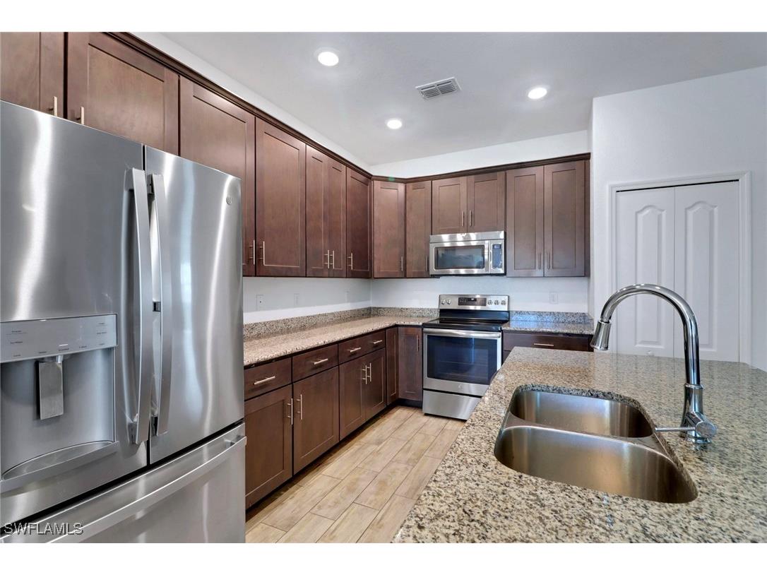 2118 SW 25th Terrace Cape Coral FL 33914 225081930 image30