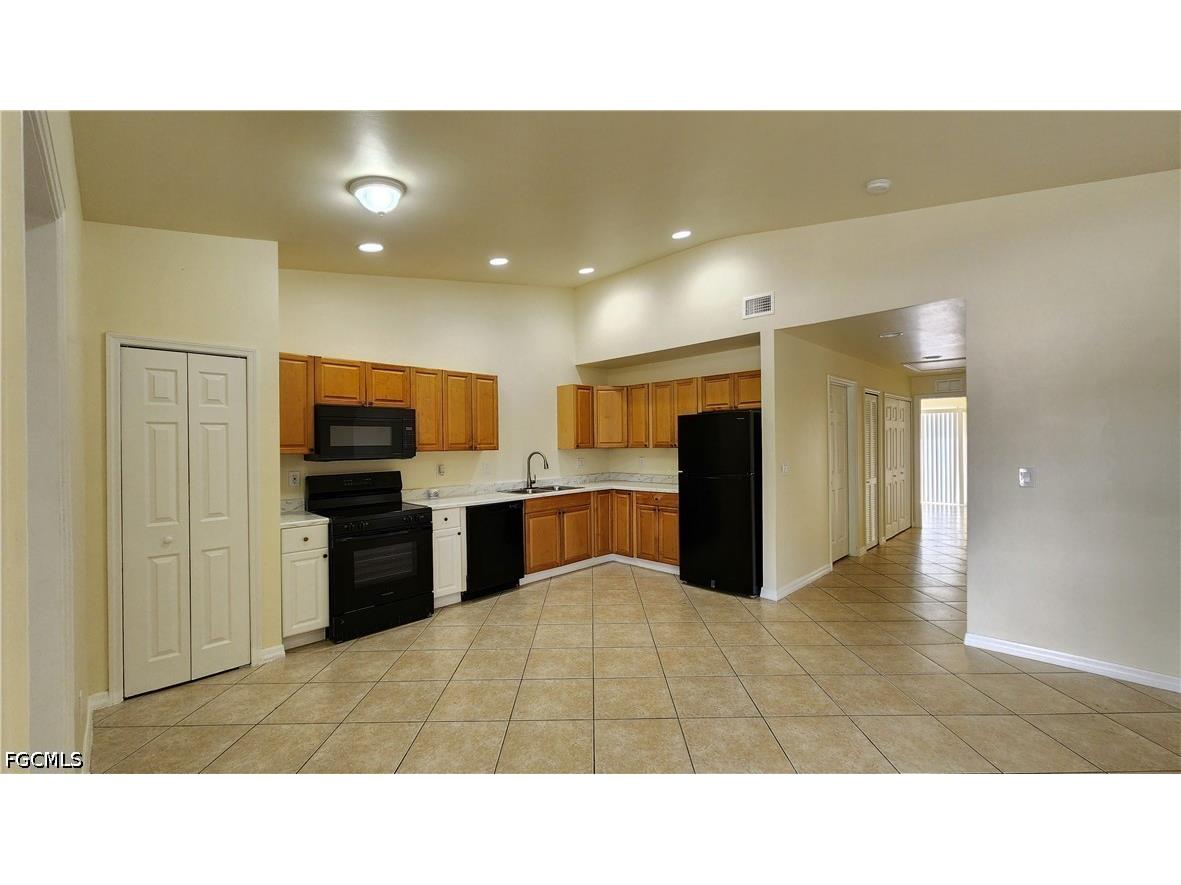 2118 Snead Drive #2118 Lehigh Acres FL 33973 2026017773 image4