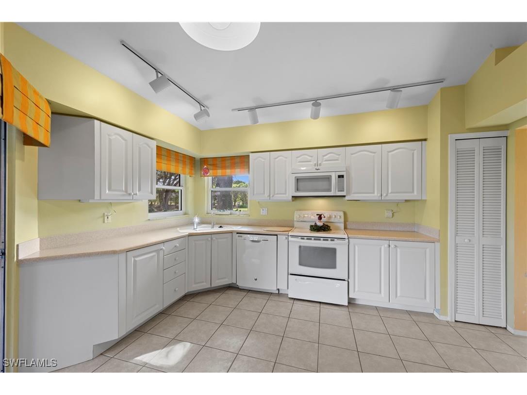 21185 Butchers Holler Estero FL 33928 225084176 image12