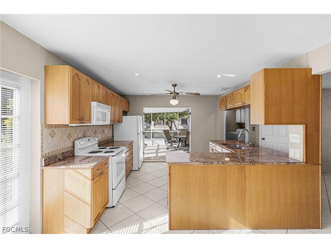 2119 Hibiscus Road Fort Myers FL 33905 2026011442 image10