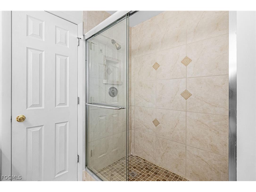 2119 Hibiscus Road Fort Myers FL 33905 2026011442 image19