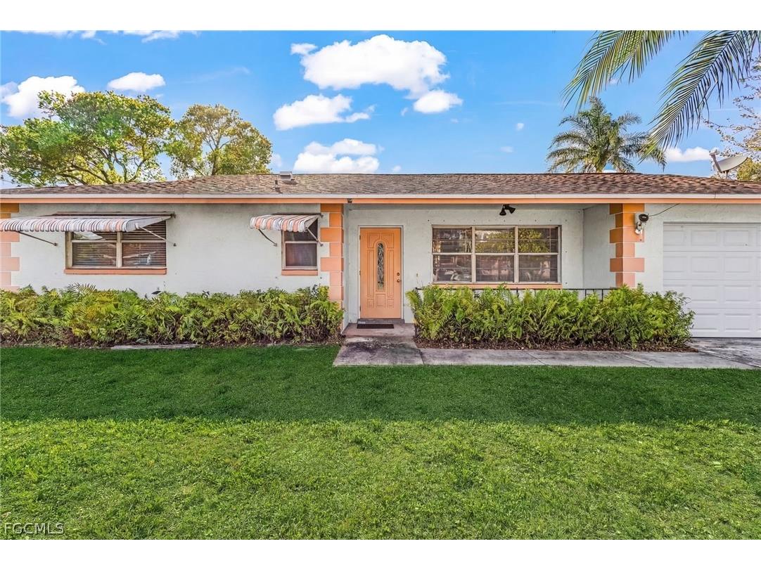 2119 Hibiscus Road Fort Myers FL 33905 2026011442 image3